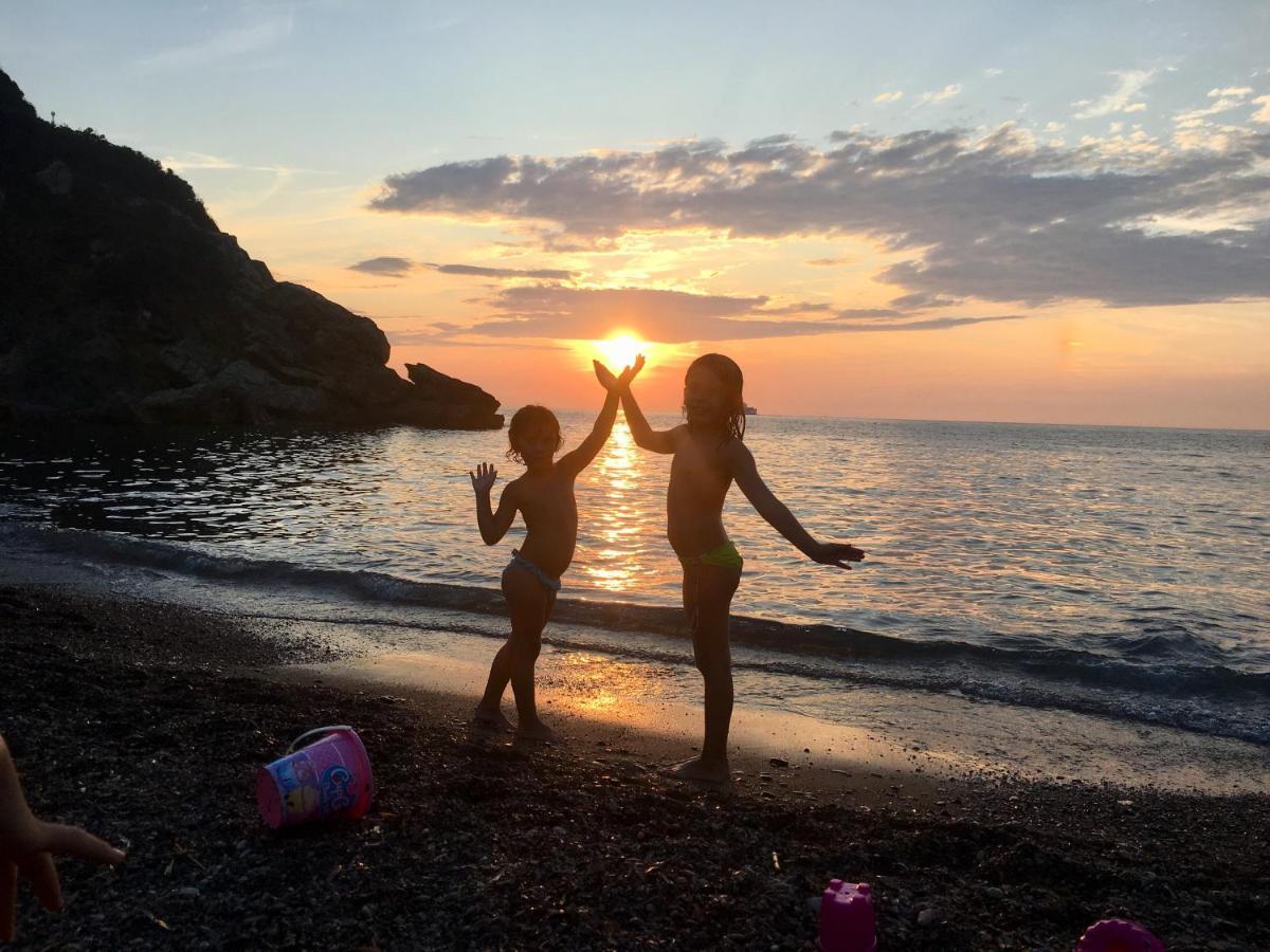 Elbadoc Camping Village Cavo Bagian luar foto