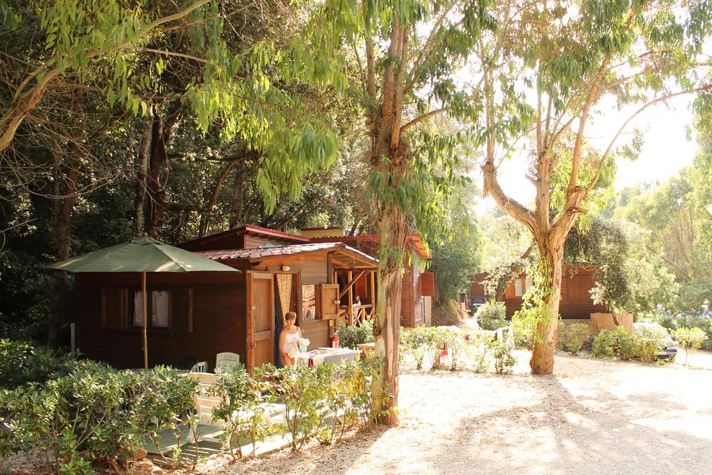 Elbadoc Camping Village Cavo Bagian luar foto