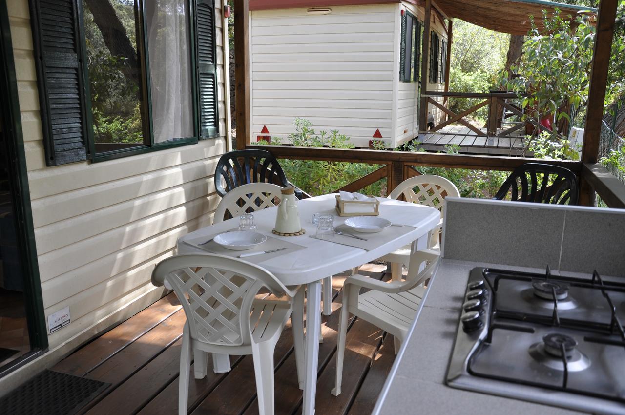 Elbadoc Camping Village Cavo Bagian luar foto